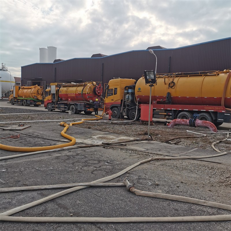 昭苏污水池清理